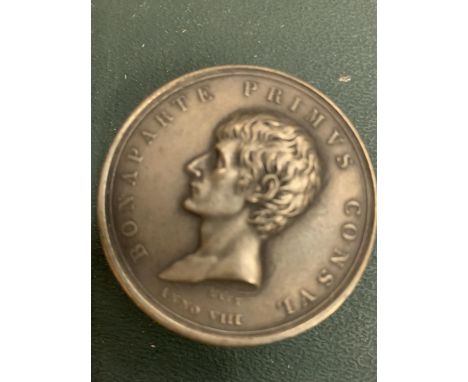 A GERMAN STYLE SNUFF BOX 