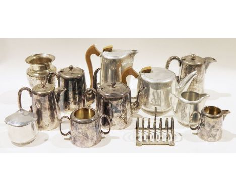 Quantity of silver plate and other metalwares&nbsp;to include a six-slice toast rack, tea and coffee pots and assorted flatwa