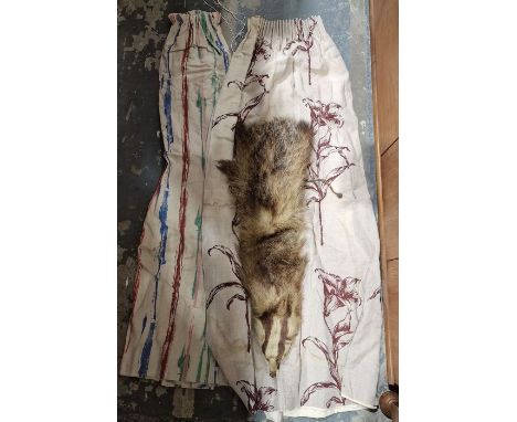 Two pairs of curtains&nbsp;and a fox fur stole&nbsp;