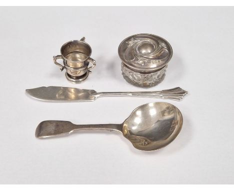 Early Victorian silver caddy spoon, fiddle pattern, London 1838, an Edwardian silver miniature tyg, Birmingham 1907, an Edwar