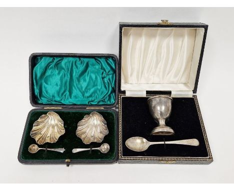 Cased pair of silver shell-shaped salts and spoons, salts hallmarked Sheffield 1899 with makers marks for William Hutton &amp