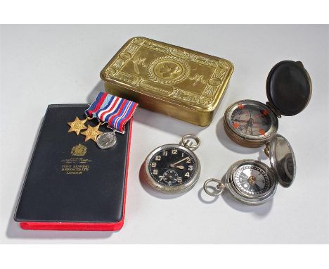 Mixed military items, to include a military pocket watch, a military compass, a First War Christmas tin, a set of miniature m