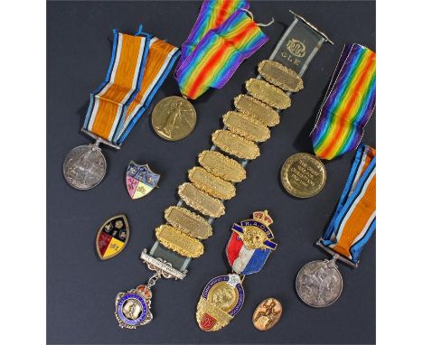 Family medal groups, to include a First war pair, 240616 PTE R James, Devon R, Victory medal and British war medal, the secon