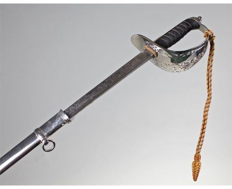 Edward VII 1897 patten infantry officers sword, by C Dyke, Princes Street, the etched numbered 82cm blade, numbered 17155, th