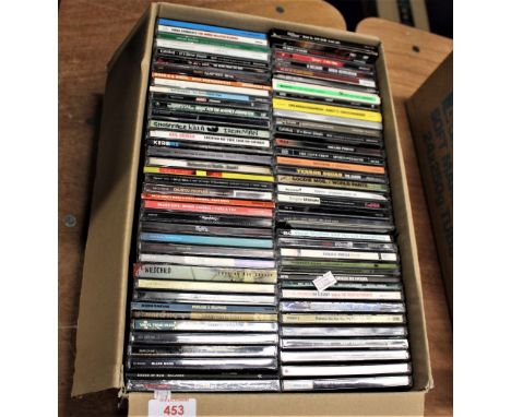 A lot of dance, hip hop, rap and related compact discs.