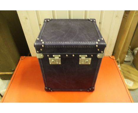Oxford Student Small Trunk Library Blue 49.5 X 45 X 57.5cm  The University Of Oxford Student Trunk Range Has Been Designed To