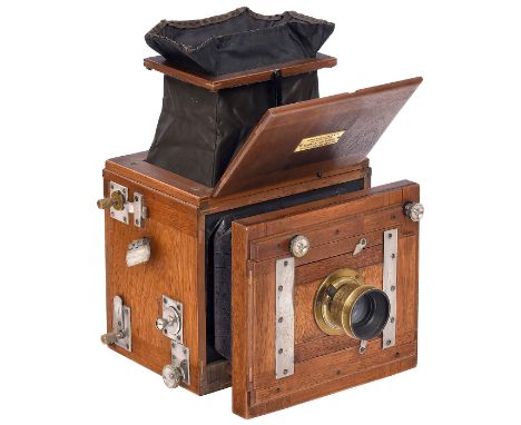 Dr. Hesekiel's Original Spiegel-Reflex-Camera, um 1894Dr. Adolf Hesekiel, Berlin. Reflexkamera für Platten im Format 9 x 12 c