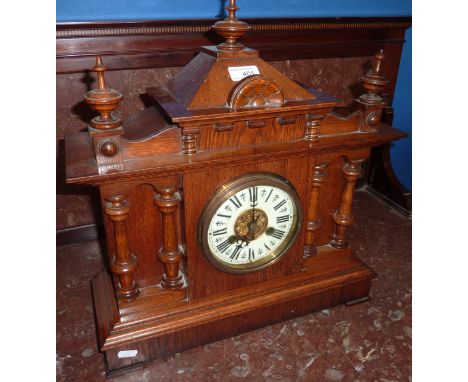 Oak cased mantle clock