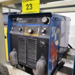 MILLER XMT 456 CC/CV DC INVERTER ARC WEDLER, S/N LC588452