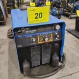 MILLER XMT 456 CC/CV DC INVERTER ARC WEDLER, S/N LC489674