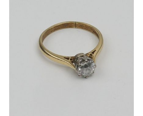 Diamond solitaire ring, old brilliant cut stone of approx.  1ct, colour estimated as J/K, and clarity as I2/3, in white gold 