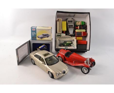 - A selection of 15 various model cars to include Aston Martin DB5 boxed by ATLAS EDITIONS (scale 1:43), an old tram, etc- AL