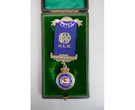 A good George V silver and blue enamel masonic pendant, in original black Morocco gilt lined case. The medallion inscribed an