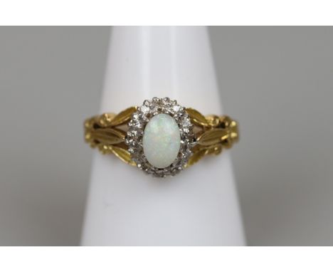 18ct gold opal &amp; diamond cluster ring - Size P 