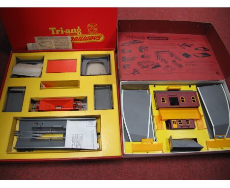 A Triang Ref No R81 'Station Set', and a Ref No R161 'Operating Hopper Car Set', both good in good boxes and appear complete 