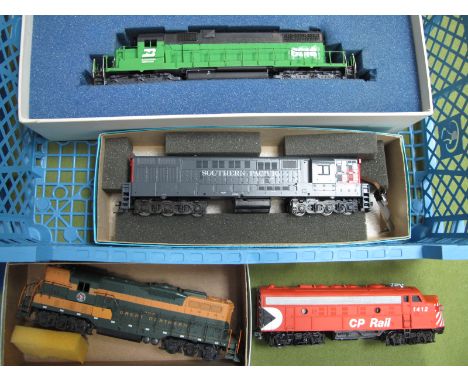 A 'Samhongsa' 'HO' Gauge EMD SD-38-2 USA Outline Diesel Locomotive, Burlington Northern R/No 6216 (good  boxed condition), pl