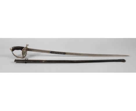 Kavalleriesäbel SachsenM 1892 mit Klappgefäß, Keilklinge mit beidseitiger großer Kehlung, diese auf drei Seiten mit herrliche