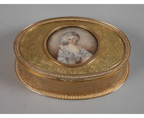 Frankreich Schmuckdose mit DamenportraitMitte 20. Jh., gestempelt Made in France, Metall vergoldet, ovale Dose mit scharniert