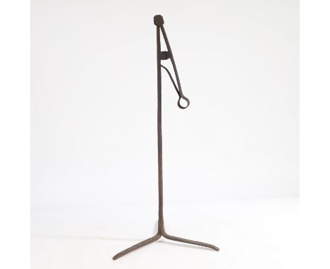 raised on tripod legs 61cm high.