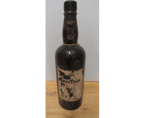 1 bottle 1935 Sandeman Vintage Port  (Est. plus 21% premium inc. VAT)