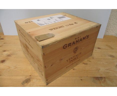 6 bottles 2007 Graham's Vintage Port, OWC (Est. plus 21% premium inc. VAT)