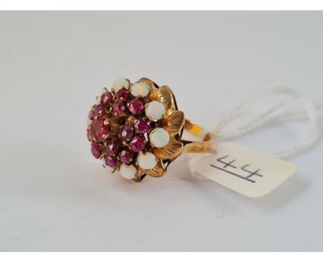 A ruby &amp; opal pineapple style ring in 14ct gold - size M - 5.8gms