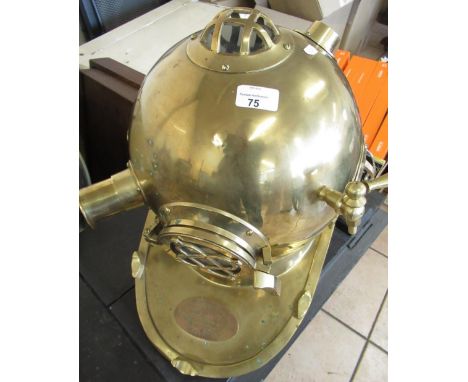 Reproduction of a US Navy Mark V Diving helmet in brass, H41cm 