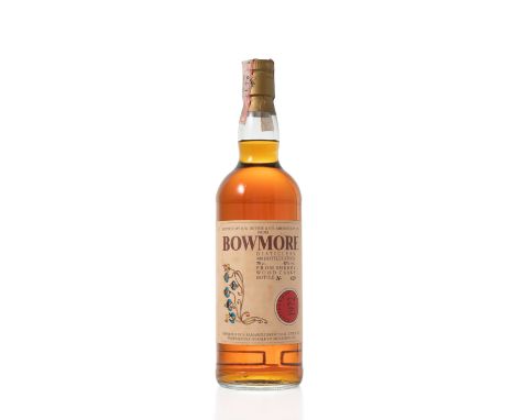  Bowmore-1972Bottled 1990 by R.W. Duthie &amp; Co. Distilled by Bowmore Distillery, Stanley P. Morrison Ltd. Ltd.Imported by 