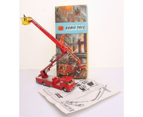 Corgi Major Toys 1127 Bedford Simon Snorkel Fire Engine, red/silver body, yellow plastic cage, fireman figures, spun wheel hu