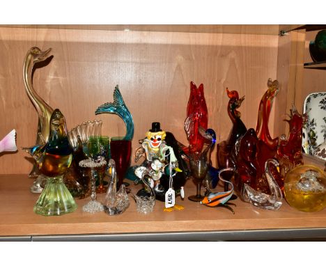 A COLLECTION OF GLASS ANIMALS, to include two Wedgwood squirrels heights 15cm and 9cm, an art glass dolphin diving over a pap