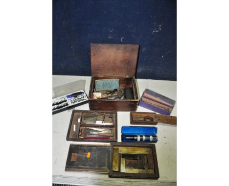 A COLLECTION OF ENGINEERS TOOLS to include marking tools, calipers, More and Wright micrometer, set squares, Draper impact dr