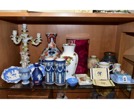 A GROUP OF ASSORTED CERAMICS, comprising an Art Deco inspired Shelley lidded butter dish (crazed, tiny area of missing paint 