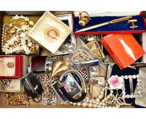 A BOX OF ASSORTED ITEMS, to include a selection of costume jewellery, a cased excelsior pen and cufflinks, together with six 