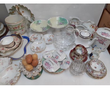 Twentieth century tableware and ceramics to include a Paragon Sandringham teapot, decorative tea cups and saucers together wi