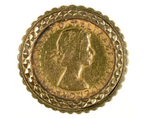 GOLD COIN. SOVEREIGN, 1957, IN 9CT GOLD RING, 17G, SIZE Q++LIGHT WEAR CONSISTENT WITH AGE 
