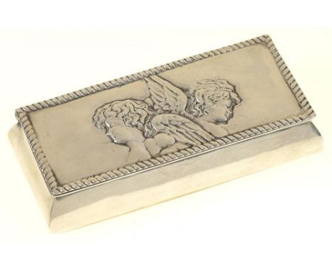 AN EDWARD VII SILVER TRINKET BOX, 11.5 CM W, CHESTER 1901, 2OZS 12DWTS++GOOD CONDITION FOR AGE AND USE