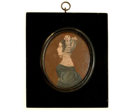 ENGLISH SCHOOL, EARLY 19TH C, PORTRAIT MINIATURE OF A YOUNG WOMAN IN PROFILE, WATERCOLOUR, OVAL, 8 X 6.5CM, PAPIER MACHE FRAM