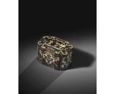 λ A mid-18th century Italian Neapolitan tortoiseshell casket in the manner of Gennaro Sarao, of serpentine outline, finely in