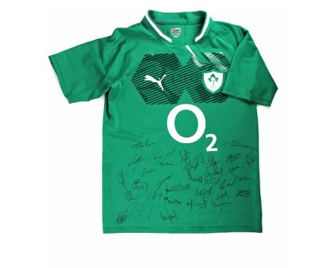 Rugby, Ireland senior international player's jersey, 2010, rugby jersey with silicon grips, holographic IRFU badge, and padde