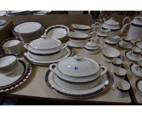 Minton 'Edinburgh' pattern part dinner, tea and coffee service (qty)