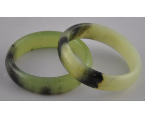 A pair of Chinese jade bangles