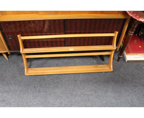 ERCOL - A VINTAGE PLATE RACK W-97 CM