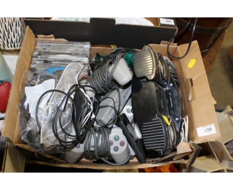 A BOX OF ELECTRICALS TO INCLUDE A PLAYSTATION CONSOLE  AND ACCESSORIES