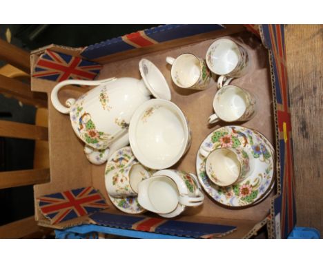 A SMALL TRAY OF ROYAL WORCESTER MELROSE COFFEE WARE 