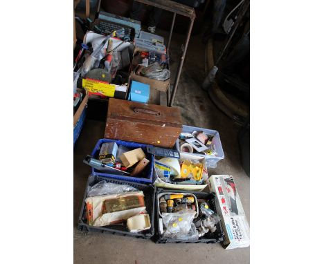 A LARGE QUANTITY OF TOOLS AND PARTS TO INCLUDE PIPE FITTINGS, TOOL BOX ETC