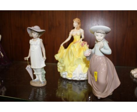 A ROYAL DOULTON PRETTY LADIES SUMMER FIGURE HN5322 TOGETHER WITH TWO NAO FIGURES - ONE IS A/F