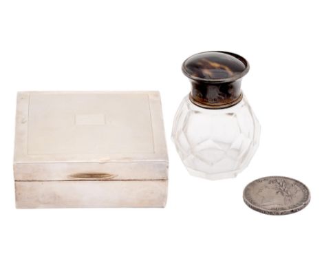 An Elizabeth II silver cigarette box, cedar lined, 90 x 90mm, marks rubbed, a silver topped glass jar and Crown 1822 (3)  