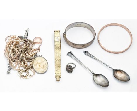 Miscellaneous costume jewellery, a silver bangle, silver and Scottish hardstone dirk brooch and two silver coffee spoons  