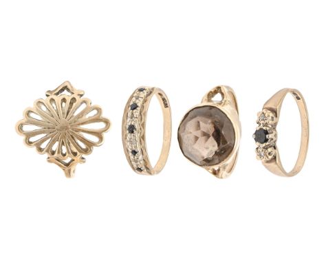 Two sapphire and diamond rings, a citrine ring, in gold and a pierced gold ring, 10g, various sizes (4)  Light wear