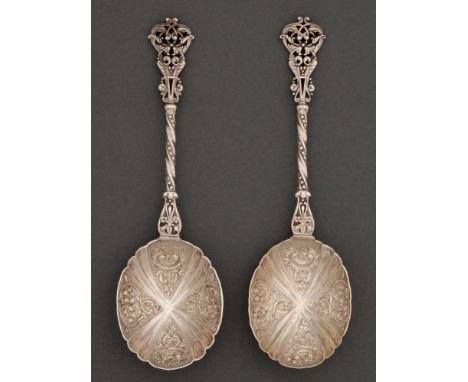 A pair of Edwardian pierced silver serving spoons, by Wakely &amp; Wheeler, London 1901, 3oz 18dwt  Good condition